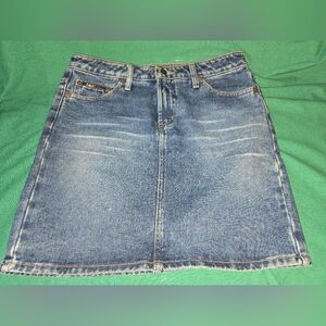 Lei Denim Blue Skirt Distressed Pre-owned size 7 Pockets 100% Cotton